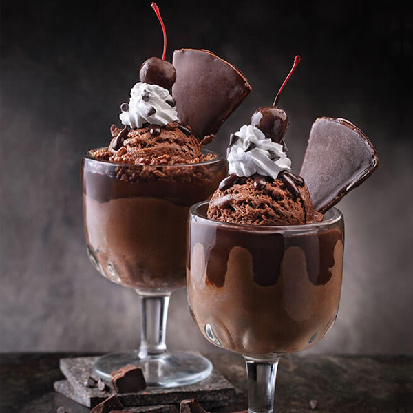 SUNDAES